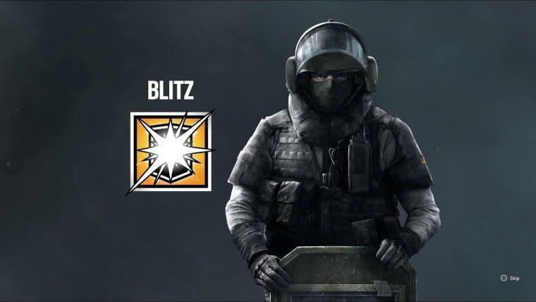 Rainbow Six: Siege'in yeni hatası oyunculara oyunu sildirtti Rainbow Six: Siege'in yeni hatası oyunculara oyunu sildirtti