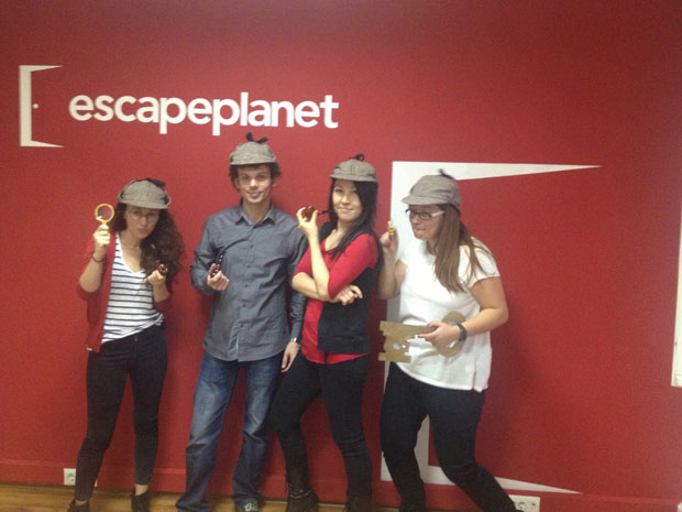 Escape Planet ile odada kilitli kalmak başka güzel - 1 Escape Planet ile odada kilitli kalmak başka güzel - 1