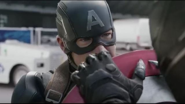 Captain Amerika: Civil War'dan yeni bir tv reklamı geldi Captain Amerika: Civil War'dan yeni bir tv reklamı geldi