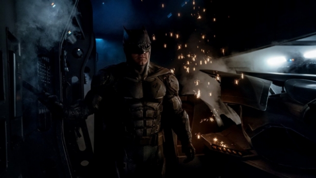 Batman'in Justice League kostümü ortalığı karıştırdı - 1 Batman'in Justice League kostümü ortalığı karıştırdı - 1