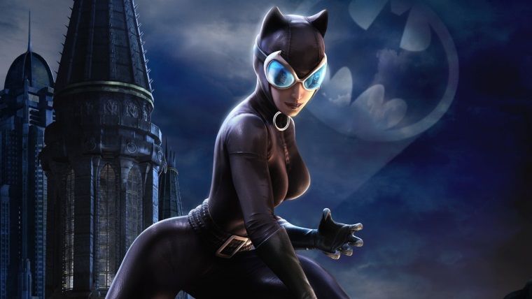 Justice League'de Catwoman'ı fark ettiniz mi? Justice League'de Catwoman'ı fark ettiniz mi?