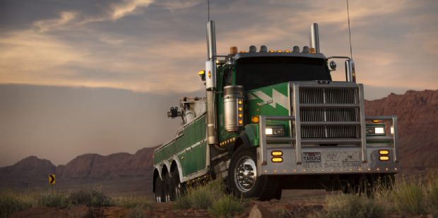 Transformers: The Last Knight'ın ilk posteri yayınlandı - 3 Transformers: The Last Knight'ın ilk posteri yayınlandı - 3