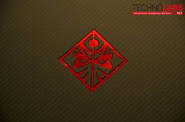 HP Omen AX001NT - 6 HP Omen AX001NT - 6
