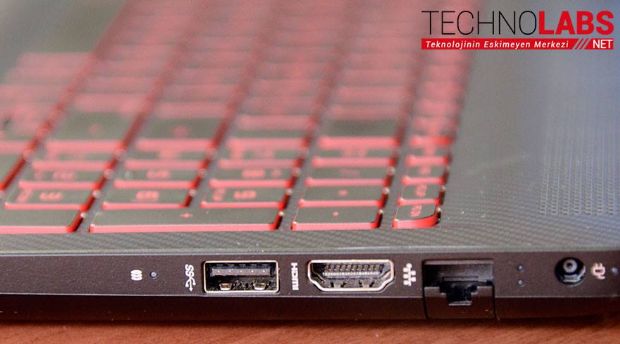 HP Omen AX001NT - 3 HP Omen AX001NT - 3