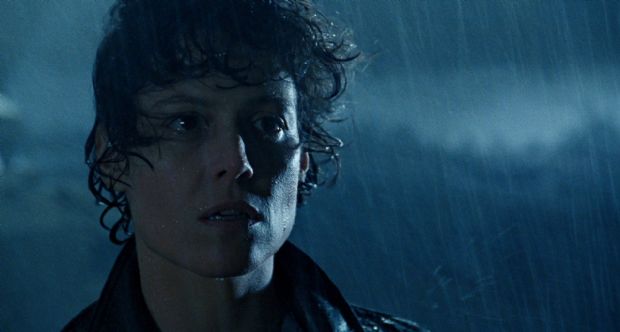 Alien'ın ilk filmi aslında çok farklı bir şekilde bitecekti Alien'ın ilk filmi aslında çok farklı bir şekilde bitecekti