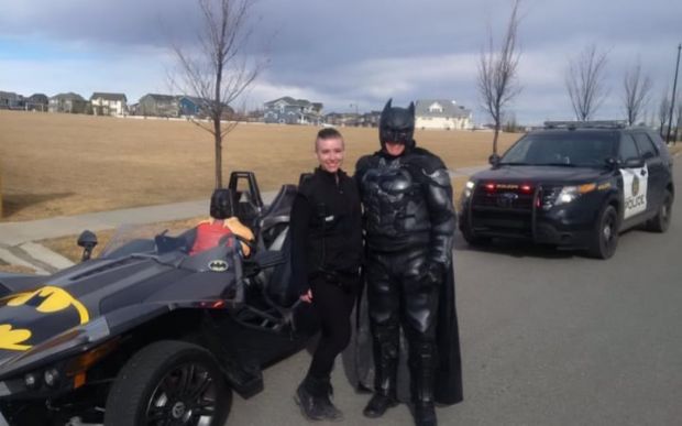 Batman polise yakalandı Batman polise yakalandı