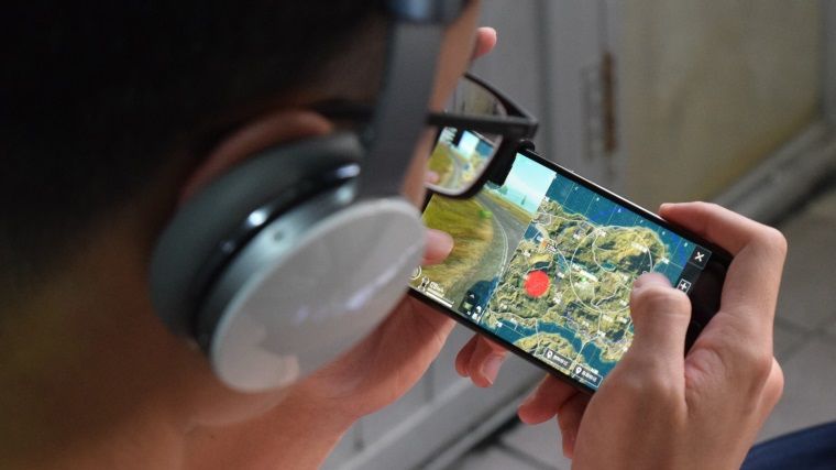 6 saat aralıksız PUBG oynayan çocuk vefat etti 6 saat aralıksız PUBG oynayan çocuk vefat etti