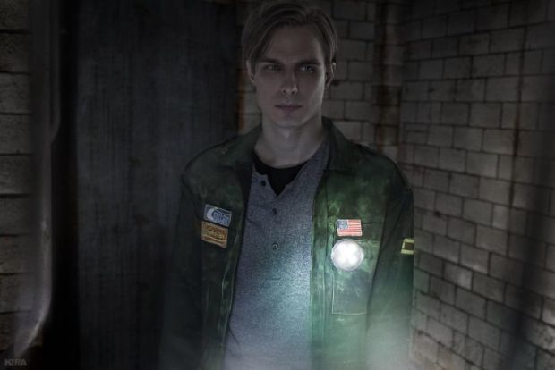 Silent Hill 2'den harika bir cosplay çalışması - 1 Silent Hill 2'den harika bir cosplay çalışması - 1