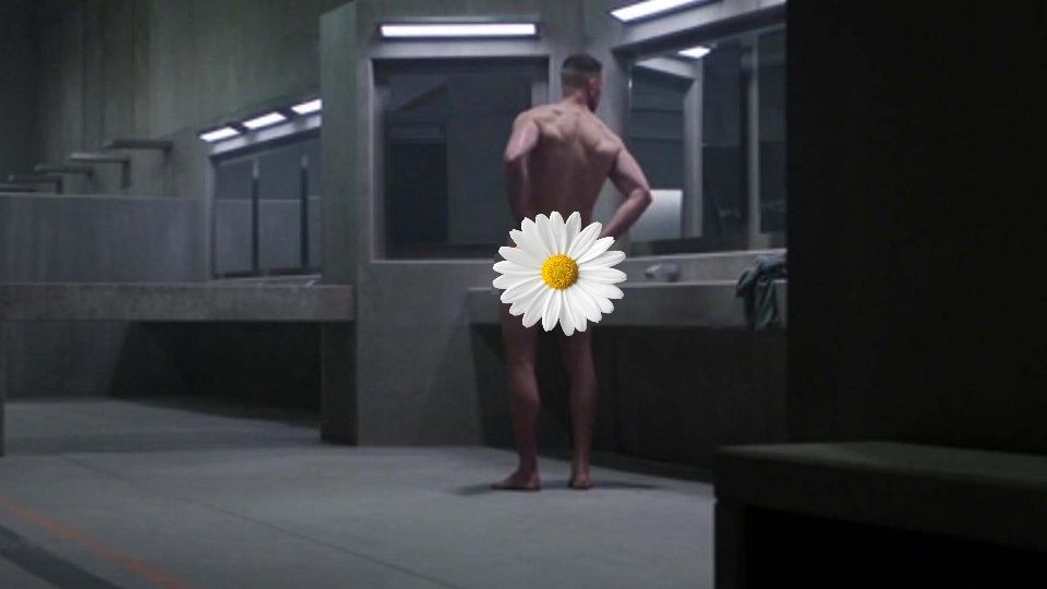 Master Chief kasktan sonra donu da indirdi Master Chief kasktan sonra donu da indirdi