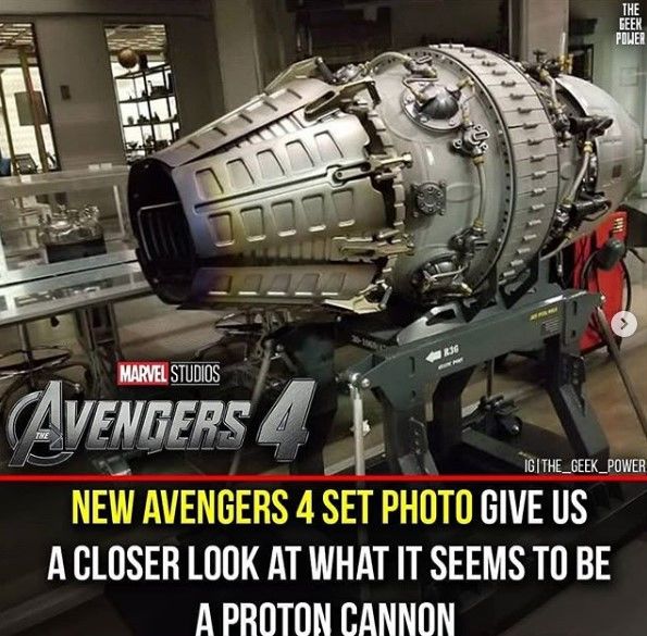 Avengers 4 setinden Iron Man'in devasa silahı belli oldu Avengers 4 setinden Iron Man'in devasa silahı belli oldu