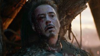 Jon Favreau Tony Stark’ın Ölümüne Karşı Çıktığını Açıkladı