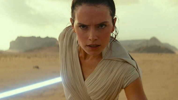 Daisy Ridley, Rey karakterinin Kenobi soyundan geleceğini açıkladı Daisy Ridley, Rey karakterinin Kenobi soyundan geleceğini açıkladı