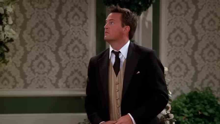 Friends Dizisinin Oyuncusu Matthew Perry Hayatını Kaybetti Friends Dizisinin Oyuncusu Matthew Perry Hayatını Kaybetti