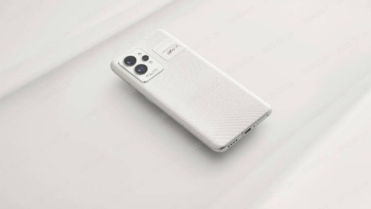 Realme GT 2 Pro modeli MWC fuarında tanıtıldı Realme GT 2 Pro modeli MWC fuarında tanıtıldı