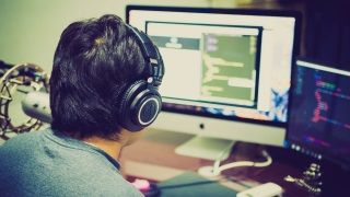 Ücretli ve ücretsiz en iyi oyun yapma programları (2023)