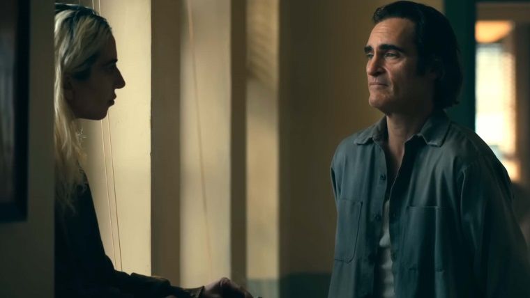 Joker İlk Sahnede Harley Quinn ile Karşılaşıyor Joker İlk Sahnede Harley Quinn ile Karşılaşıyor