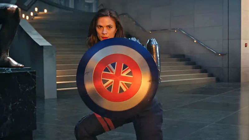 Hayley Atwell Avengers Evrenine Geri Dönüyor
