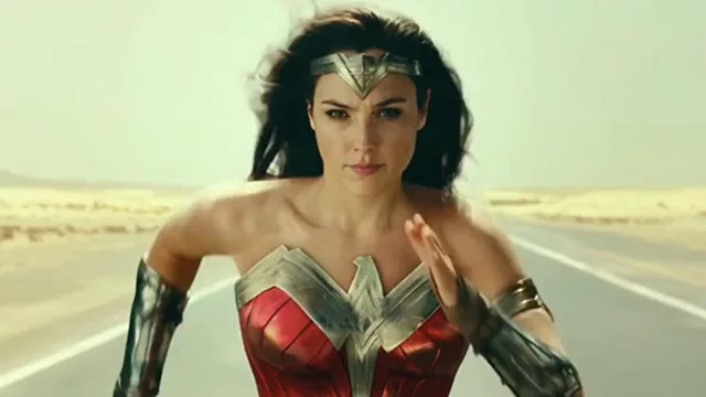 Wonder Woman Yıldızı Gal Gadot DC'ye Tek Şartla Dönecek