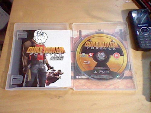 Duke Nukem Forever'a ilk sahip olan insan Duke Nukem Forever'a ilk sahip olan insan