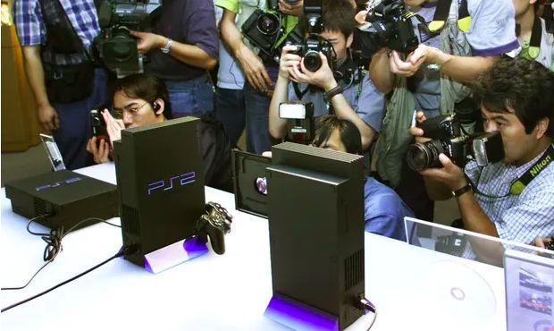 Playstation 2, 20. yaşını kutluyor! Playstation 2, 20. yaşını kutluyor!