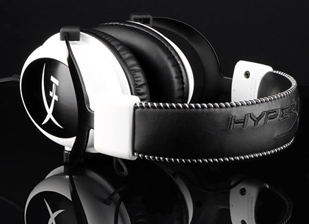 HyperX'in Cloud oyuncu kulaklığı beyaza büründü HyperX'in Cloud oyuncu kulaklığı beyaza büründü