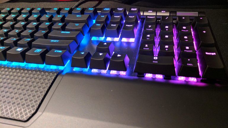 HyperX Alloy Elite RGB - 2 HyperX Alloy Elite RGB - 2