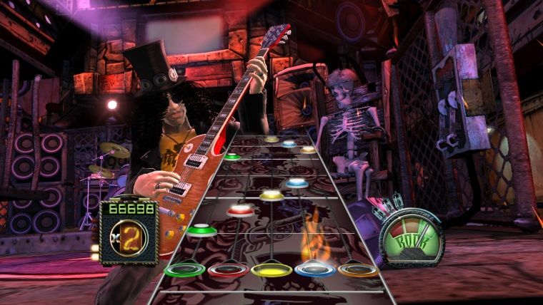 Guitar Hero oyuncusunun aldığı istek şarkılar ona bela oluyor Guitar Hero oyuncusunun aldığı istek şarkılar ona bela oluyor