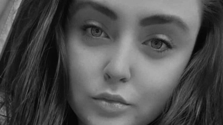 Natanya Brook Xbox oynarken hayatını kaybetti Natanya Brook Xbox oynarken hayatını kaybetti
