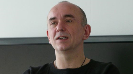 "Fable 3'ü inceleyenler oyuncu değil!"