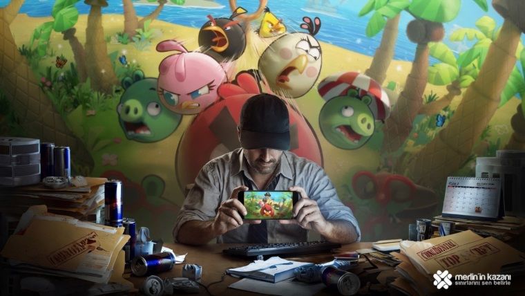 CIA İtirafçısı 9 Yıldır Her Gün Angry Birds Oynuyor CIA İtirafçısı 9 Yıldır Her Gün Angry Birds Oynuyor