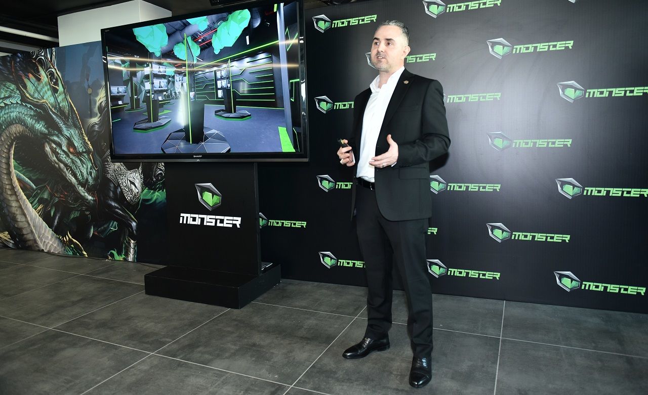 Monster Notebook, İstanbul’da yeni genel merkezine taşındı Monster Notebook, İstanbul’da yeni genel merkezine taşındı
