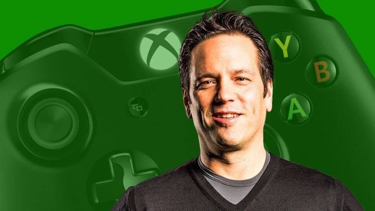 Phil Spencer'dan Sony'e tebrik Phil Spencer'dan Sony'e tebrik