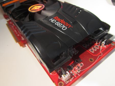 PowerColor Radeon HD6870 PCS+ - 4 PowerColor Radeon HD6870 PCS+ - 4