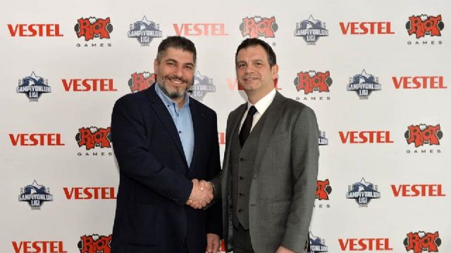 LoL Şampiyonluk Ligi'ne Vestel'den destek LoL Şampiyonluk Ligi'ne Vestel'den destek