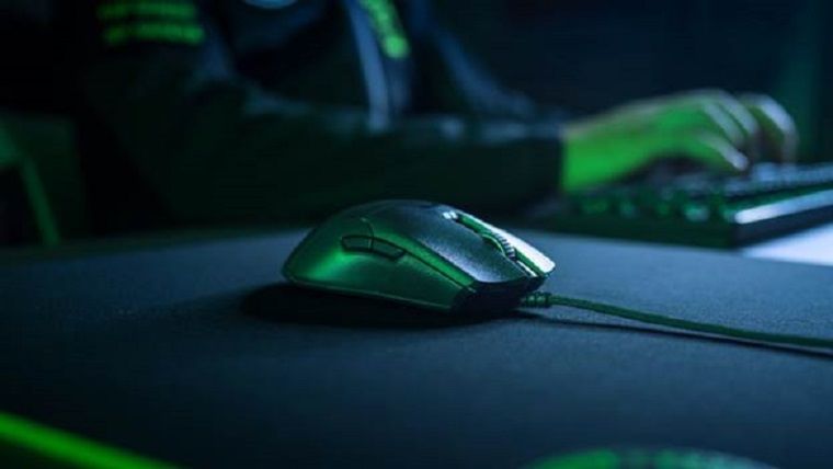 Razer'dan eSpor odaklı fare: Razer Viper Optik Razer'dan eSpor odaklı fare: Razer Viper Optik