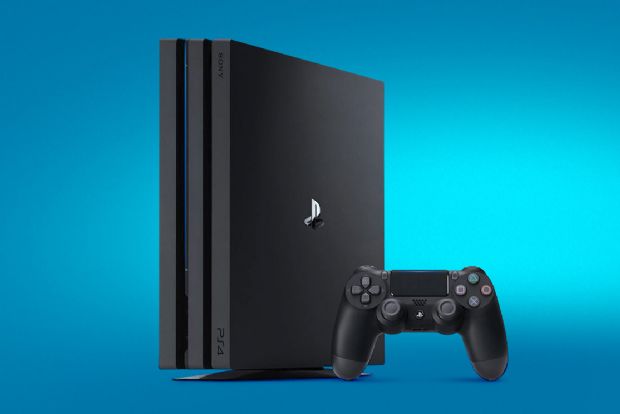 Playstation 4 Pro'nun stokları ilk günden tükendi Playstation 4 Pro'nun stokları ilk günden tükendi