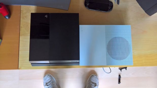 Xbox One S, PlayStation 4'ten çok daha küçük! - 2