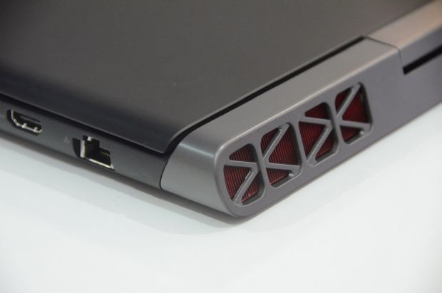 Dell Inspiron 15 7000 - 5 Dell Inspiron 15 7000 - 5