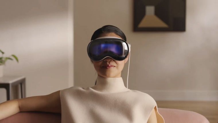 Apple Vision Pro Cihazlarında Çatlaklar Oluşmaya Başladı Apple Vision Pro Cihazlarında Çatlaklar Oluşmaya Başladı