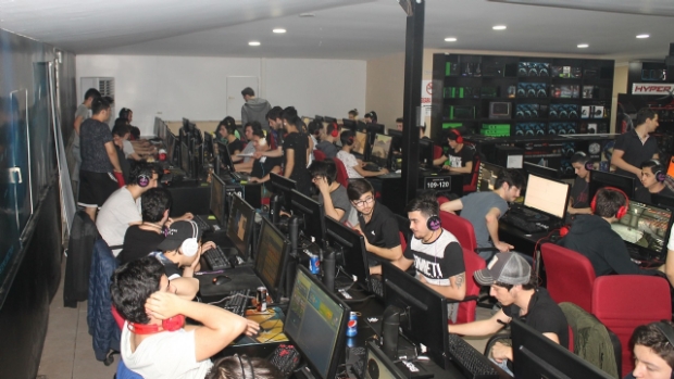 Zocco's Teras Counter-Strike: Global Offensive turnuvasının galibi belli oldu Zocco's Teras Counter-Strike: Global Offensive turnuvasının galibi belli oldu