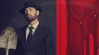 Eminem, sessiz sedasız bir şekilde yeni albümünü çıkarttı