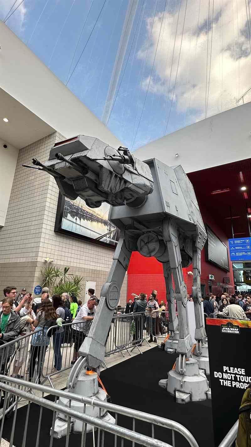 Star Wars Celebration Europe onbinleri konuk etti - 11 Star Wars Celebration Europe onbinleri konuk etti - 11