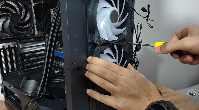 MSI MAG Coreliquid 360R V2 inceleme - 4 MSI MAG Coreliquid 360R V2 sıvı soğutma inceleme