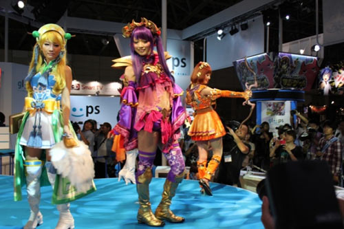 Cosplayer'lardan renkli görüntüler - 3