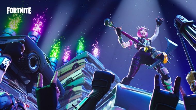 Fortnite ünlüleri ve pro oyuncuları karşı karşıya getiriyor Fortnite ünlüleri ve pro oyuncuları karşı karşıya getiriyor