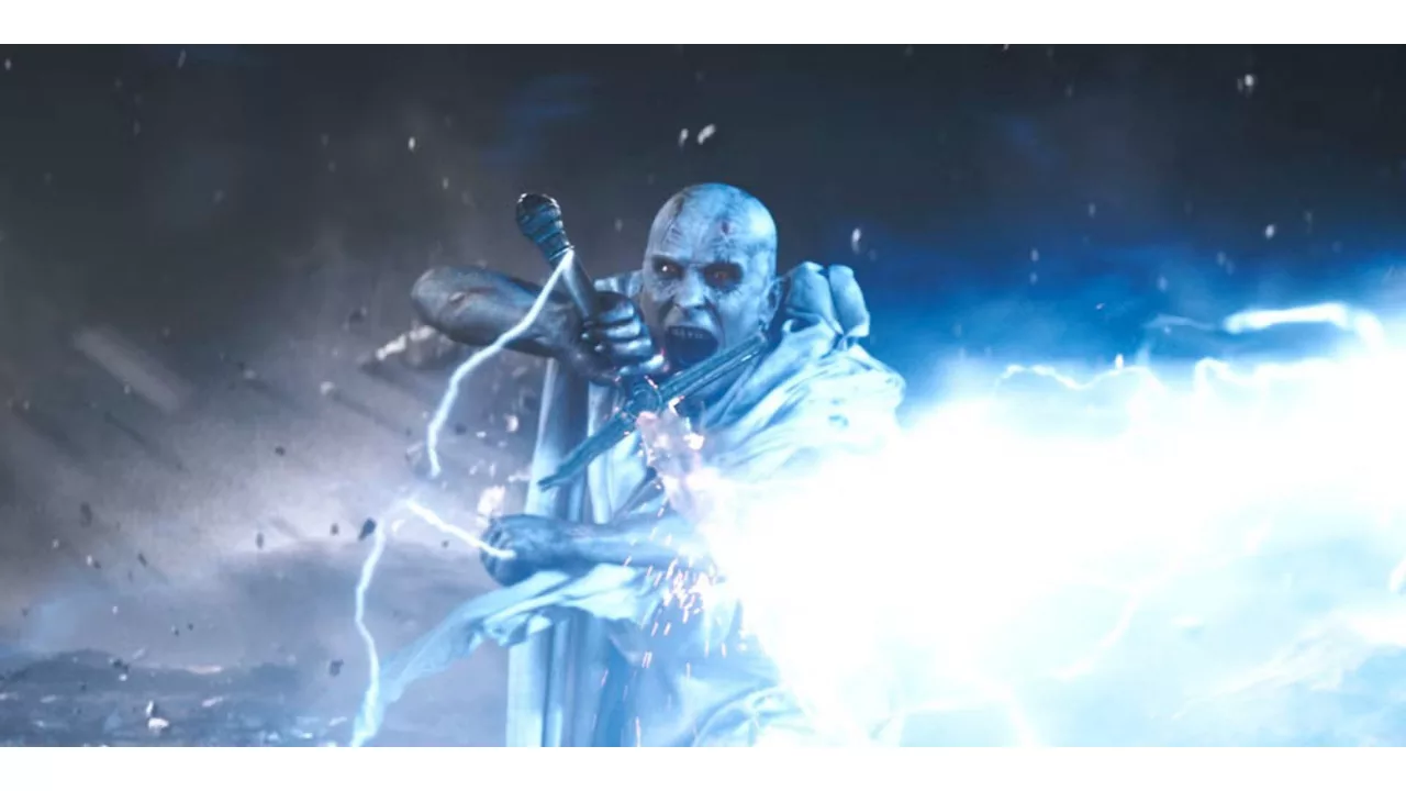 Thor’un Stormbreaker’ından Daha Güçlü 7 MCU Silahı - 3 Stormbreaker - 3