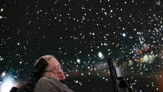 Hawking anısına Elite: Dangerous'ta 5 saatlik maraton düzenlendi