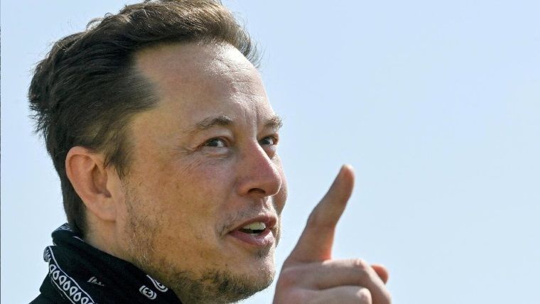 Elon Musk Twitter Mavi tik için 20 dolar ücret isteyecek Elon Musk Twitter Mavi tik için 20 dolar ücret isteyecek