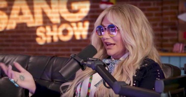 Ünlü şarkıcı Kesha, UFO'ları gördüğünü iddia etti! Ünlü şarkıcı Kesha, UFO'ları gördüğünü iddia etti!