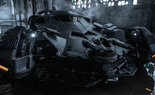 Yeni Batmobile görücüye çıktı Yeni Batmobile görücüye çıktı
